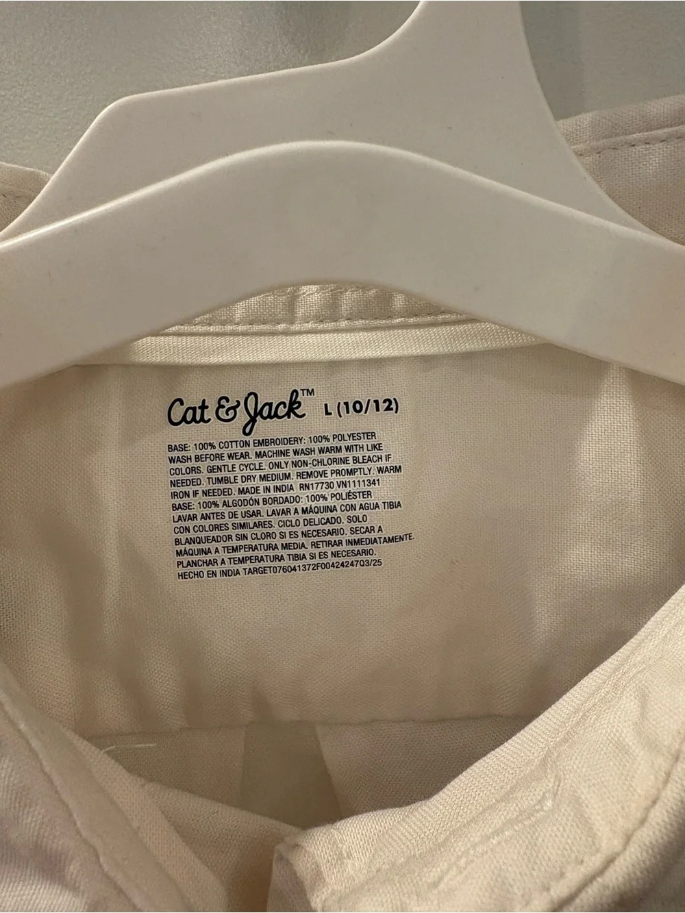 NWT Cat & Jack White Shirt with Ski Embroideries boys L (10-12) chest 36”